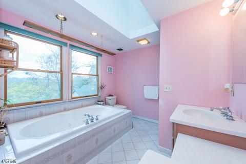 114 Garside Ave, Wayne, NJ 07470 photo 14