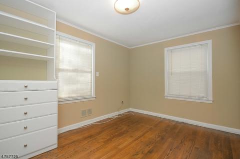 29 Cedar Pl, Wayne, NJ 07470 photo 11