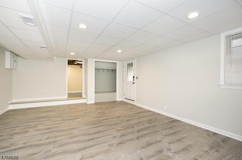 63 W End Ave, Summit, NJ 07901 photo 16