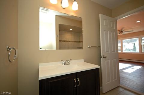 351 Codrington Pl, Bound Brook, NJ 08805 photo 9
