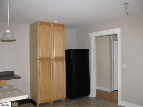 28 Lenape Trl, Wayne, NJ 07470 photo 8