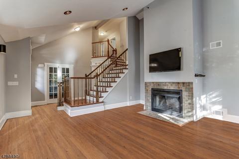 2 Quincy Ct, Wayne, NJ 07470 photo 5