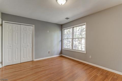 2 Quincy Ct, Wayne, NJ 07470 photo 17