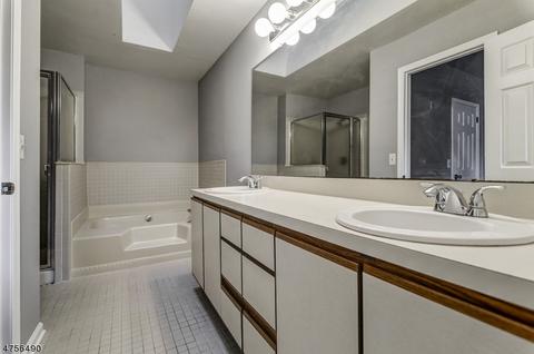 2 Quincy Ct, Wayne, NJ 07470 photo 16