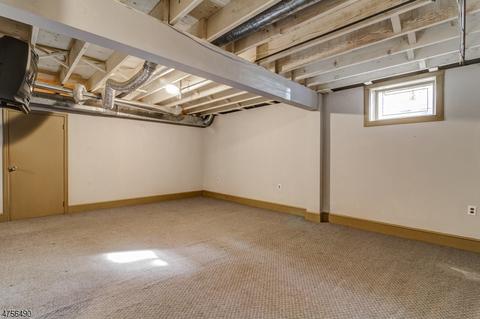 2 Quincy Ct, Wayne, NJ 07470 photo 21