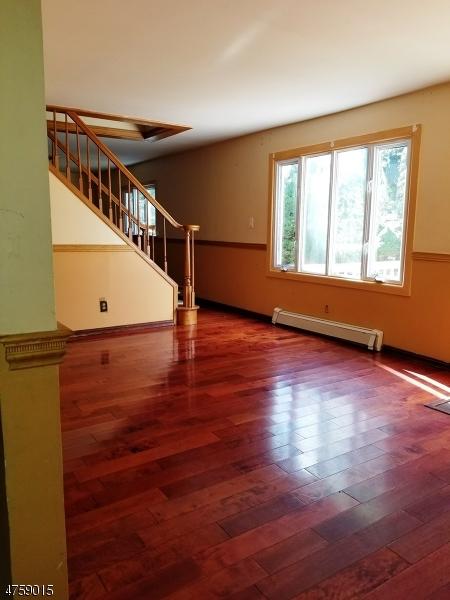 424 Riverside Dr, Wayne, NJ 07470 photo 14