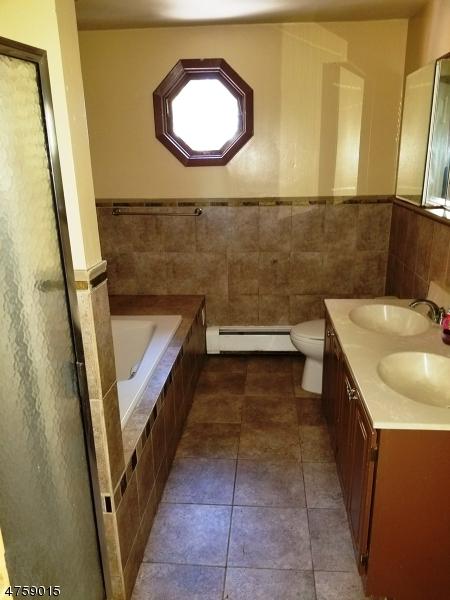 424 Riverside Dr, Wayne, NJ 07470 photo 6