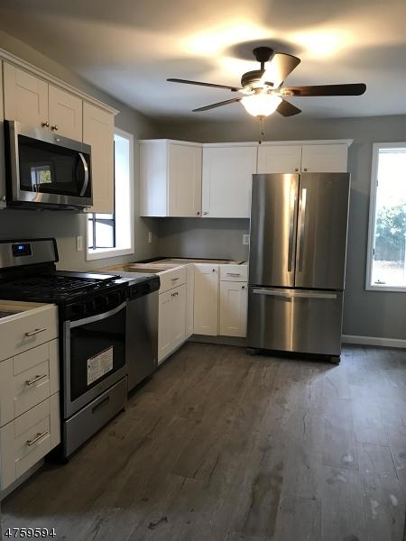 135 Runyon Ave, Middlesex, NJ 08846 photo 4