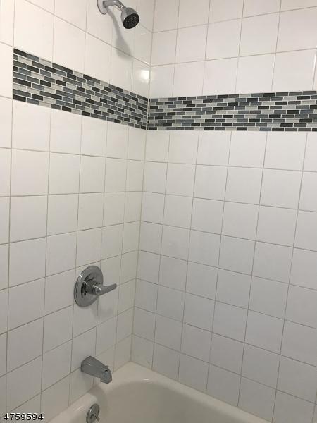 135 Runyon Ave, Middlesex, NJ 08846 photo 15