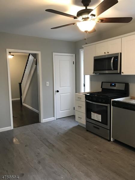 135 Runyon Ave, Middlesex, NJ 08846 photo 3