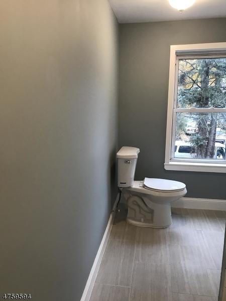 135 Runyon Ave, Middlesex, NJ 08846 photo 16