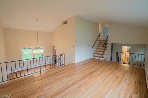 150 Laauwe Ave, Wayne, NJ 07470 photo 2