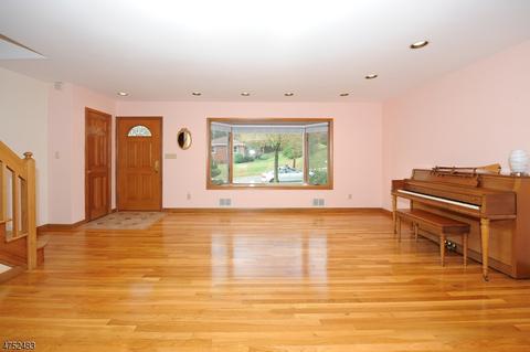 12 Heights Rd, Wayne, NJ 07470 photo 13