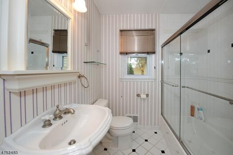 12 Heights Rd, Wayne, NJ 07470 photo 14