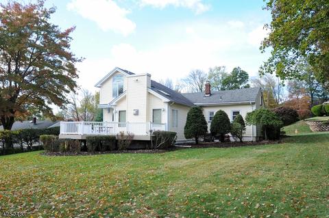 12 Heights Rd, Wayne, NJ 07470 photo 2