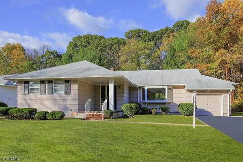 17 Laurel Dr, Springfield, NJ 07081 photo 2