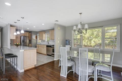 17 Laurel Dr, Springfield, NJ 07081 photo 8