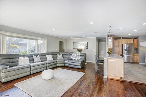 17 Laurel Dr, Springfield, NJ 07081 photo 4
