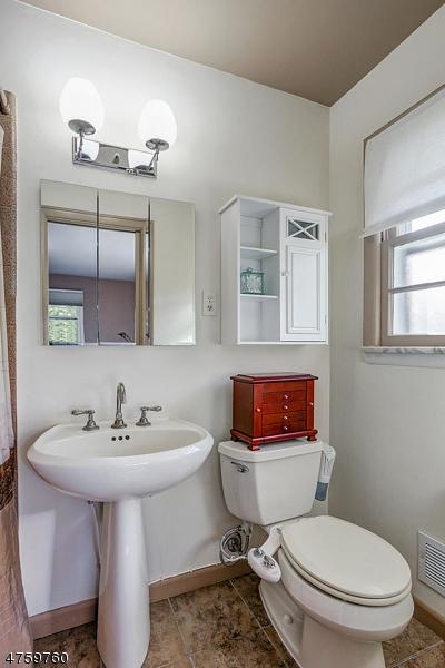 17 Laurel Dr, Springfield, NJ 07081 photo 10