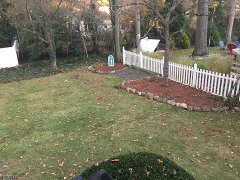 112 Chestnut Dr, Wayne, NJ 07470 photo 3