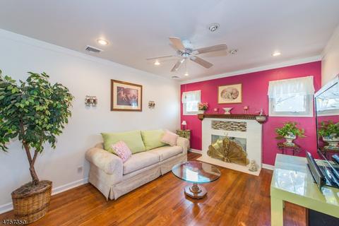 98 Alps Rd, Wayne, NJ 07470 photo 4