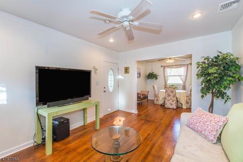 98 Alps Rd, Wayne, NJ 07470 photo 6