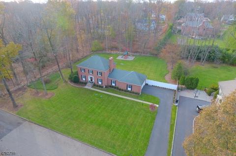 9 Briarcliff Rd, Upper Saddle River, NJ 07458 photo 2