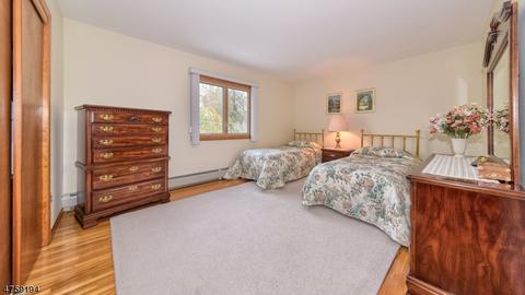 501 Ratzer Rd, Wayne, NJ 07470 photo 10
