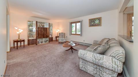 501 Ratzer Rd, Wayne, NJ 07470 photo 9