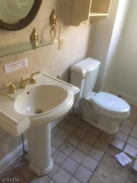 411-413 Sharp St, Hackettstown, NJ 07840 photo 20