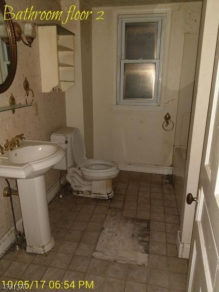 411-413 Sharp St, Hackettstown, NJ 07840 photo 22