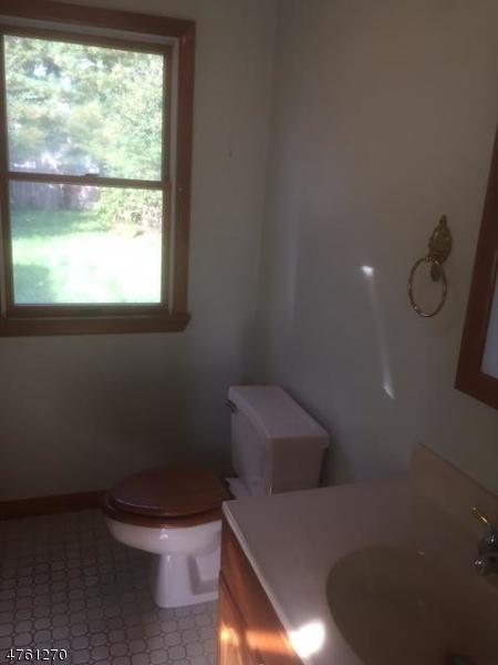 411-413 Sharp St, Hackettstown, NJ 07840 photo 12