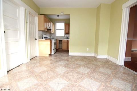 48 Maple Ave, Wallington, NJ 07057 photo 7