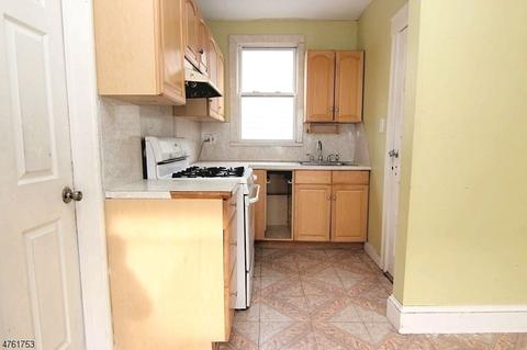 48 Maple Ave, Wallington, NJ 07057 photo 9
