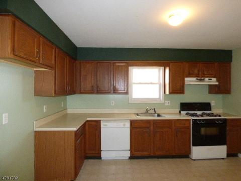 26 E Munson Ave, Dover, NJ 07801 photo 3