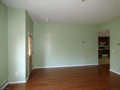 26 E Munson Ave, Dover, NJ 07801 photo 4