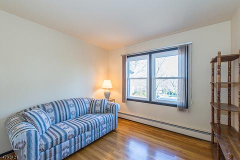 16 King Ct, Wayne, NJ 07470 photo 14