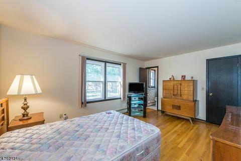 16 King Ct, Wayne, NJ 07470 photo 11