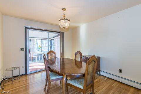 16 King Ct, Wayne, NJ 07470 photo 9