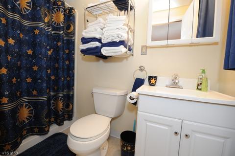 34 Ryder Rd, Wayne, NJ 07470 photo 4