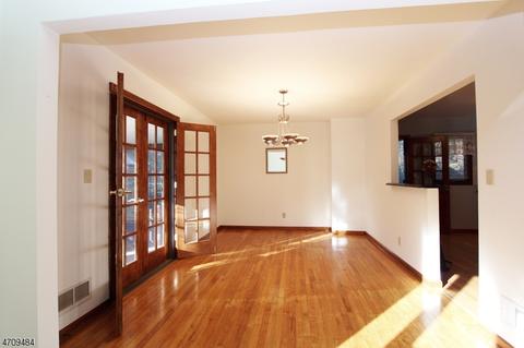 285 Colfax Rd, Wayne, NJ 07470 photo 11