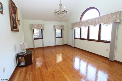 285 Colfax Rd, Wayne, NJ 07470 photo 8