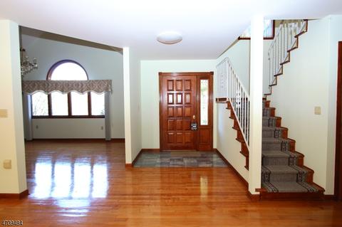 285 Colfax Rd, Wayne, NJ 07470 photo 4