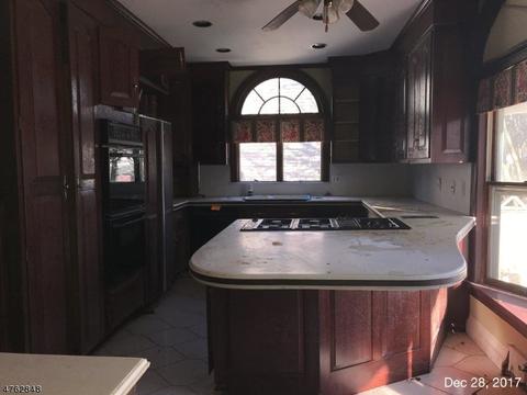 51 E Main St, Mendham, NJ 07945 photo 5