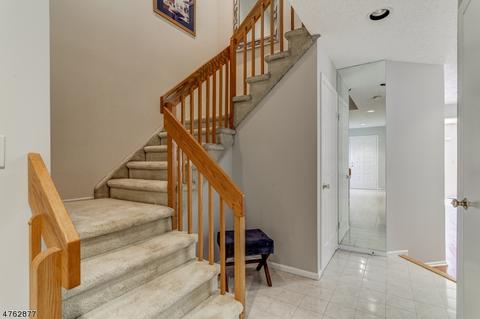 703 Park Pl, Springfield, NJ 07081 photo 9
