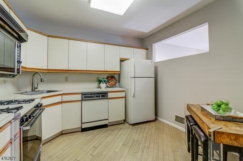 703 Park Pl, Springfield, NJ 07081 photo 7