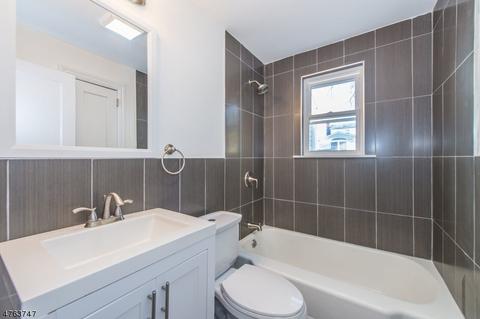 488 Parker Ave, Hackensack, NJ 07601 photo 11