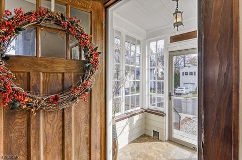 110 Lyons Pl, Springfield, NJ 07081 photo 2