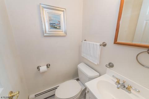 77 Lions Head Blvd, Wayne, NJ 07470 photo 21