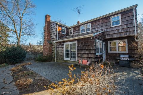 77 Lions Head Blvd, Wayne, NJ 07470 photo 2